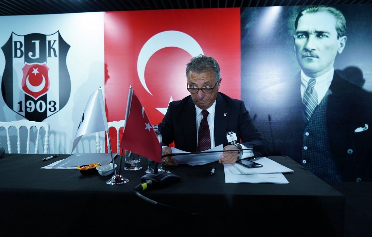 Beşiktaş ın toplam borcu 4.5 milyar lira #1