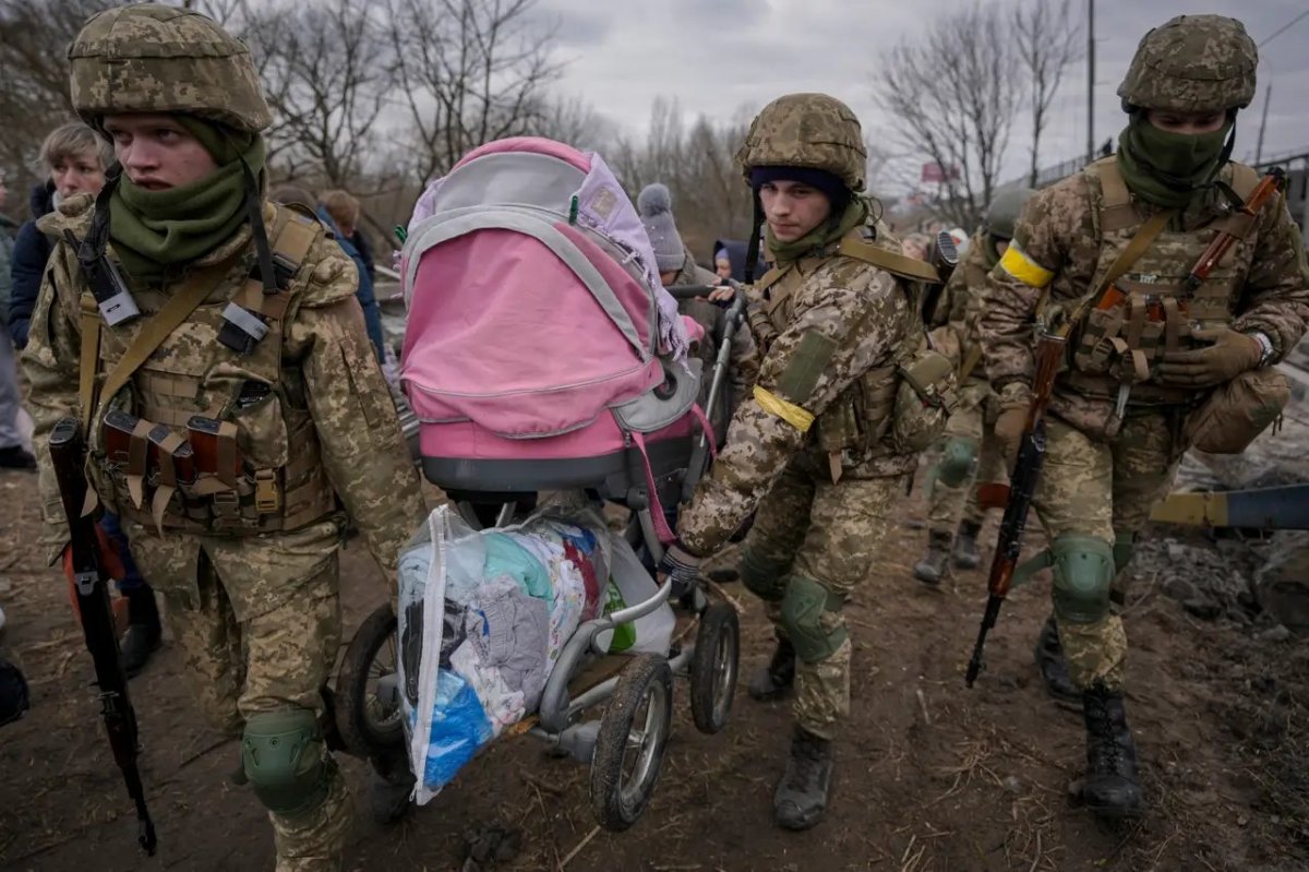 Temporary ceasefire in Mariupol, Ukraine #3