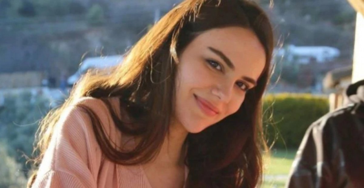 Üç Kız Kardeş in alımlı Türkan ı Özgü Kaya nın estetiksiz haline bakın! Doğal güzel sananlar yıkıldı... #4