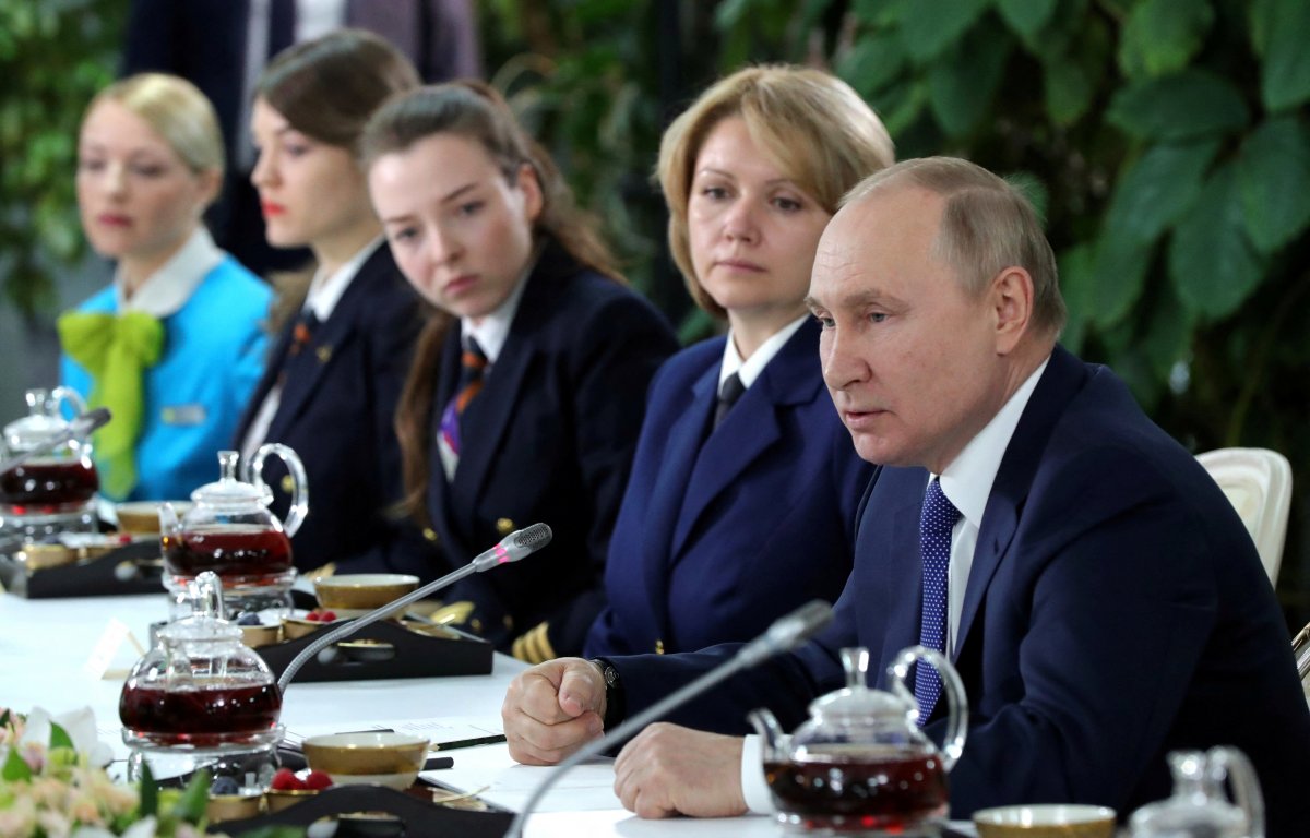 İstihbarat raporları: Putin, bağırsak kanserine yakalandı #3