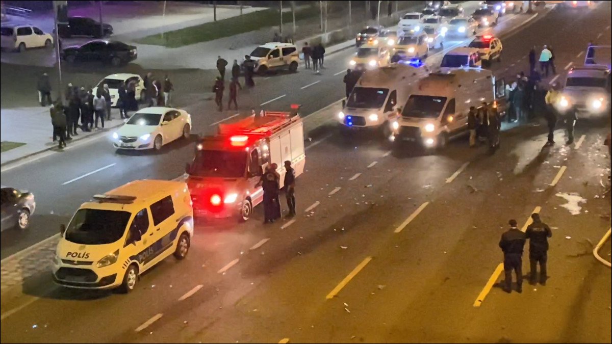 Diyarbakır da zincirleme kaza: 1 ölü 4 yaralı #2