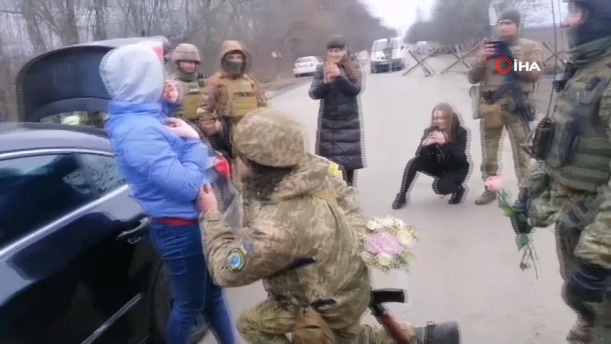 Marriage proposal from Ukrainian soldier to his girlfriend #1