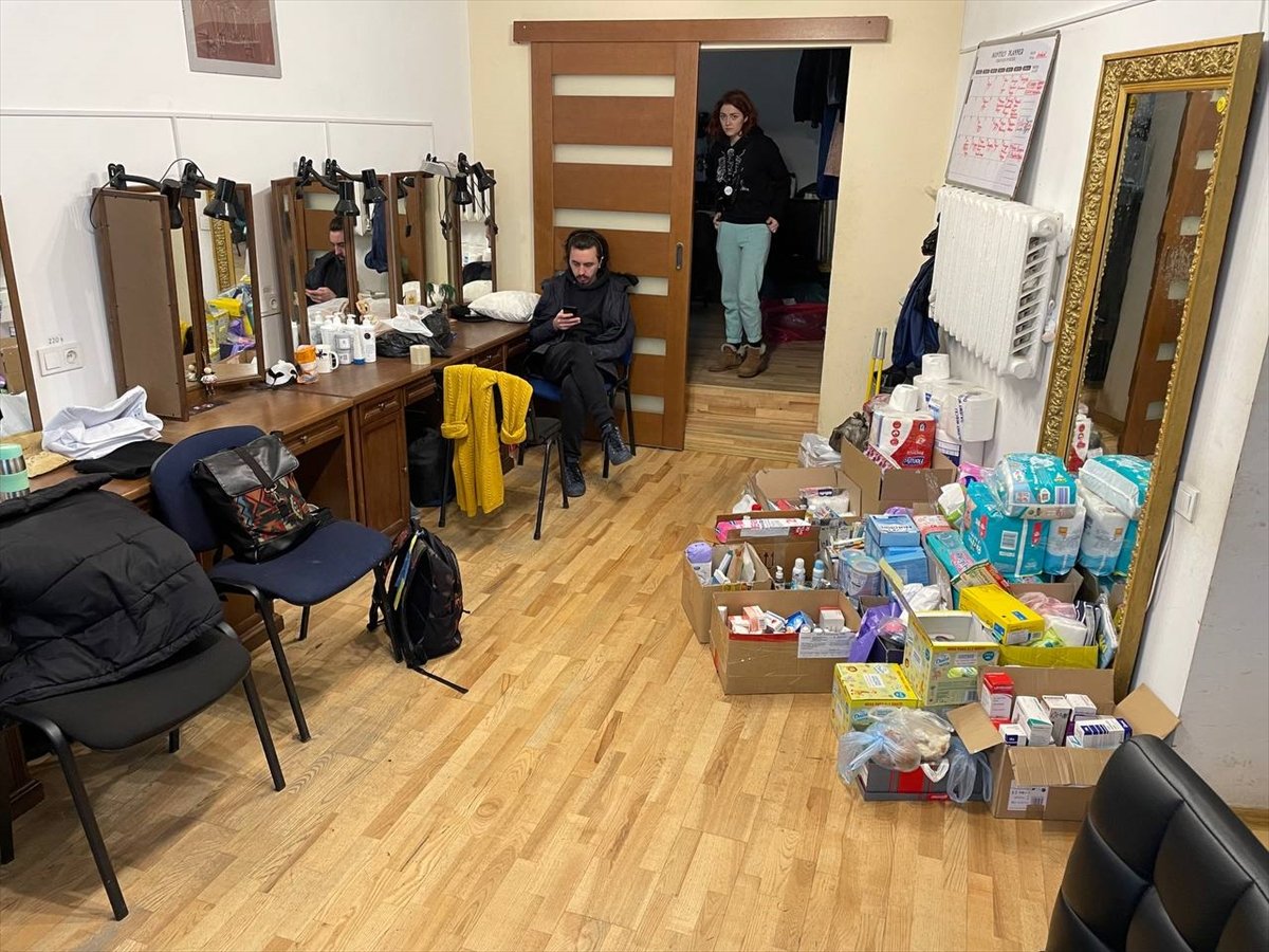 Lviv deki Les Kurbas Tiyatrosu sığınağa dönüştürüldü #4