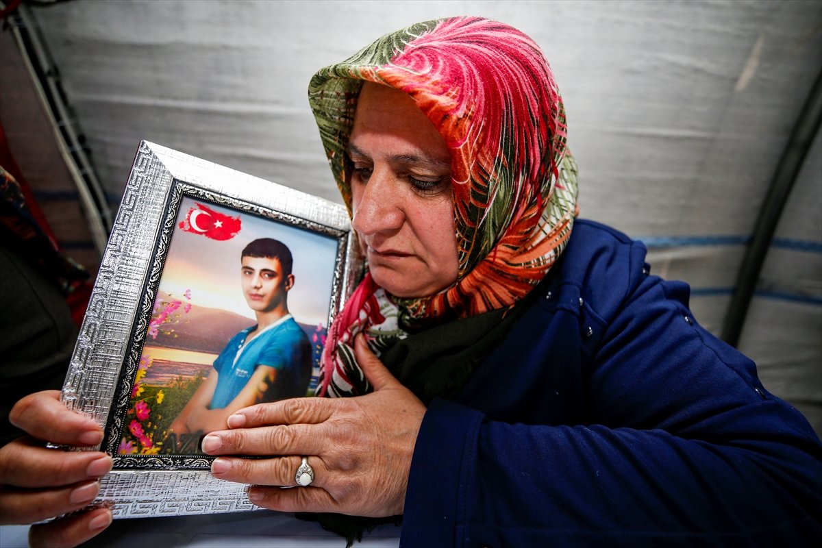 Diyarbakır anneleri, 8 Mart Dünya Kadınlar Günü nde de eylemlerine devam etti #8