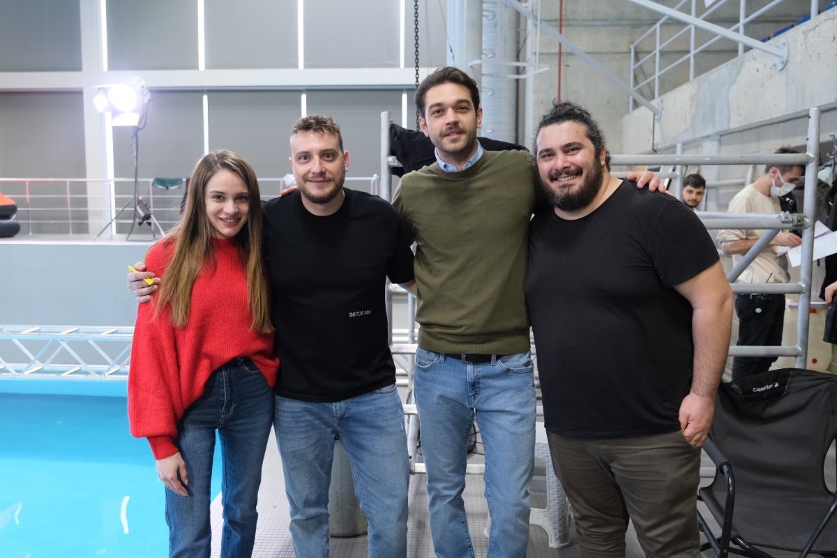 Başrolde Vatanım Sensin in yıldızı ve Furkan Andıç var! Kara Tahta nın ilk tanıtımı merak uyandırdı #5