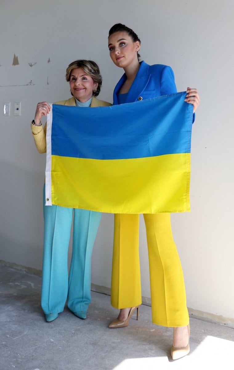 Miss Ukraine Didusenko: Arm my country #11