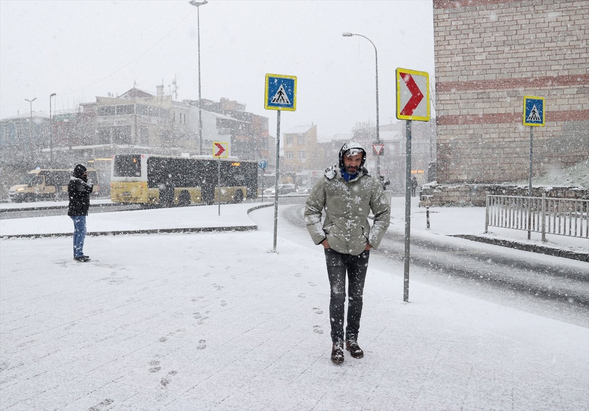 İstanbul da kar yağışı başladı #4