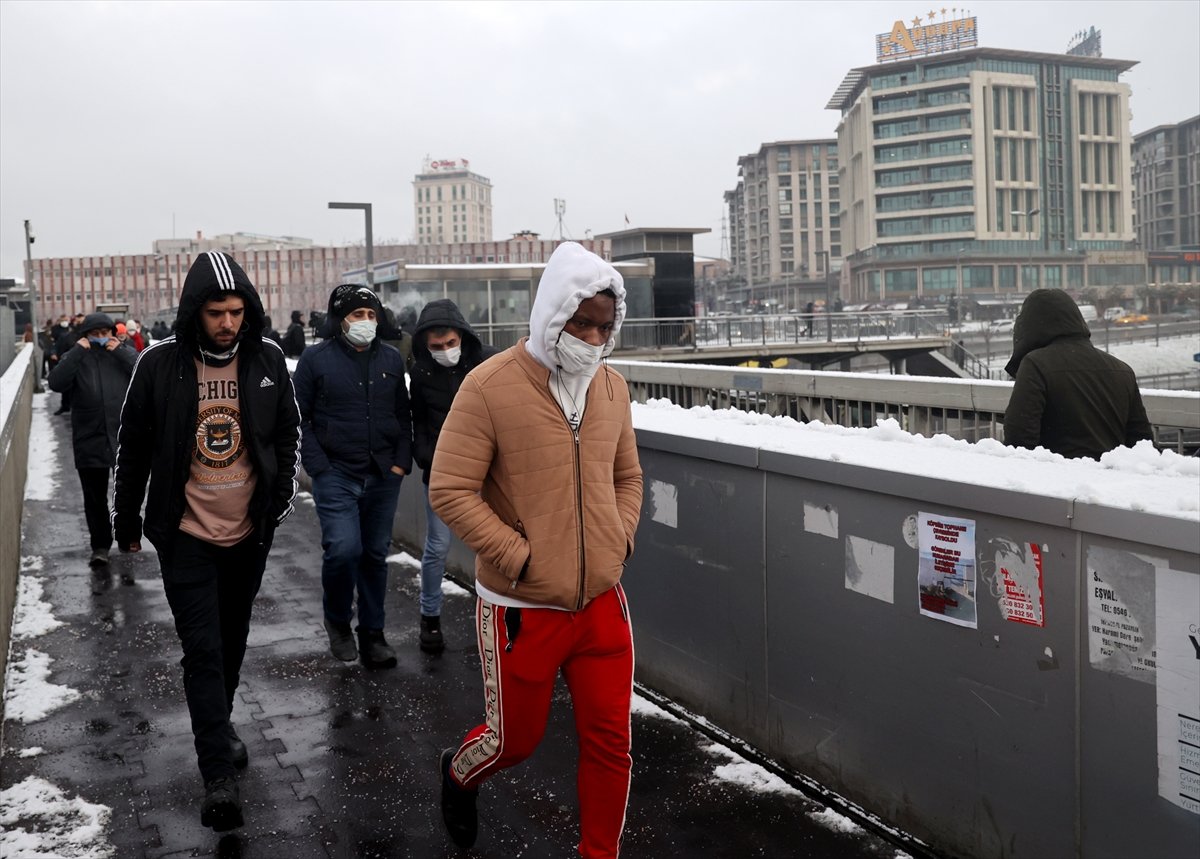 İstanbul da kar yağışı başladı #1