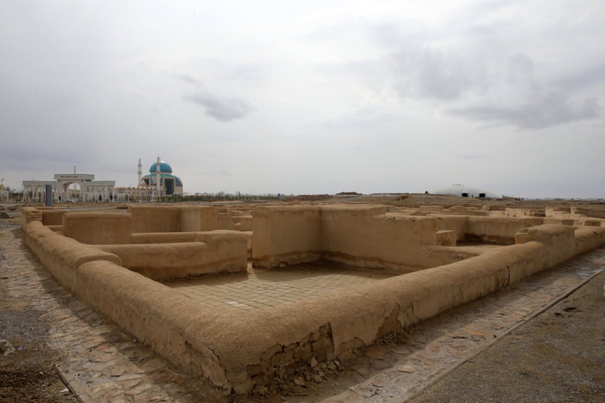 Hoca Ahmet Yesevi Türbesi, asırlar öncesinin manevi atmosferini yansıtıyor #2