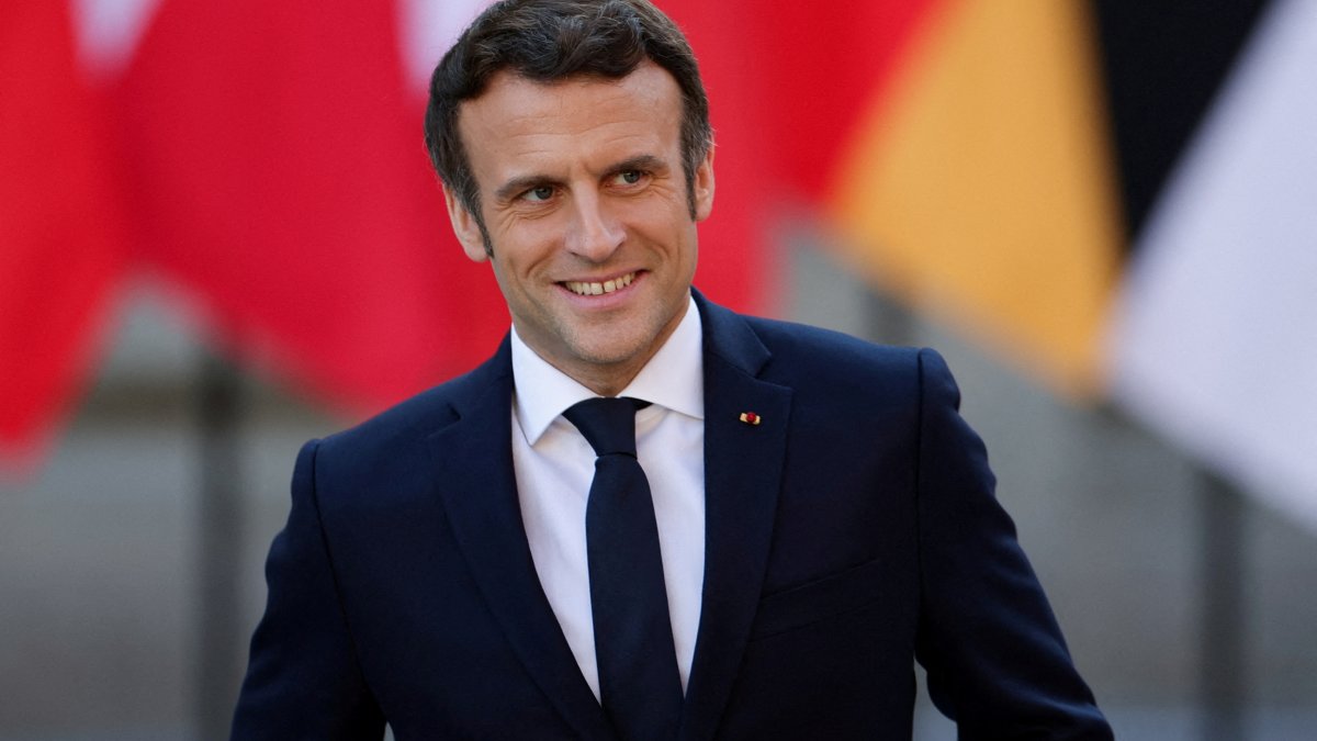 Macron: It’s too early for Ukraine to join the EU