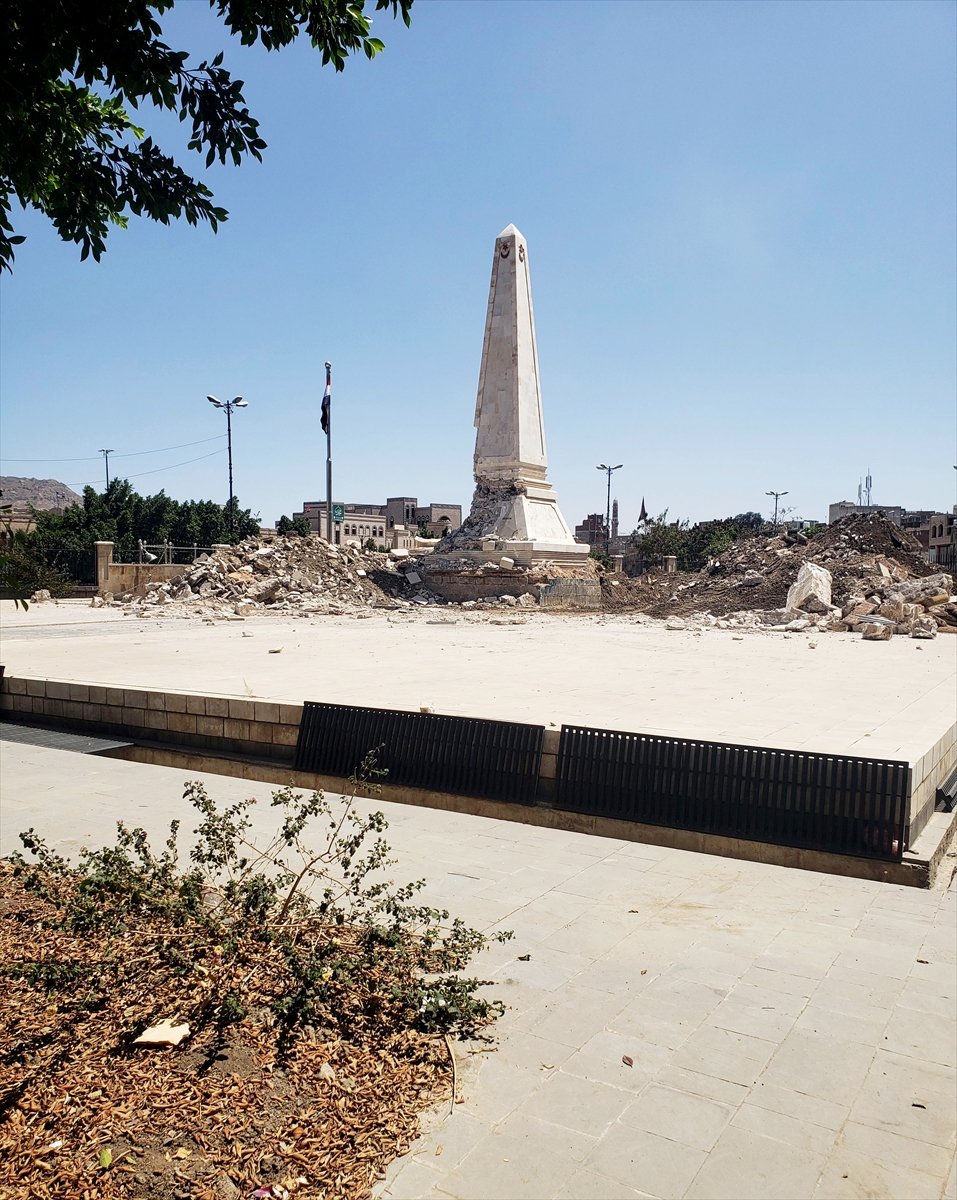 In Yemen, the Houthis tried to destroy the Turkish Martyrdom Monument #4