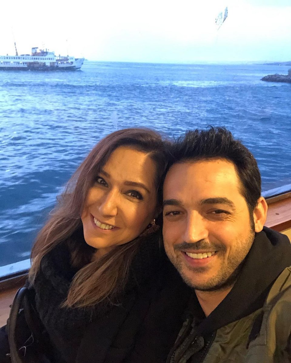 Gönül Dağı Günşıl ın kendisinden 12 yaş küçük eşini görenler şoke oldu! Meğer o da oyuncuymuş... #4