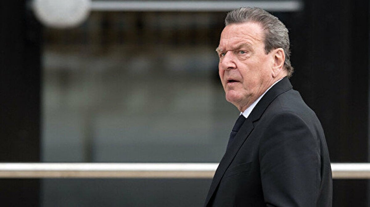 Russian embargo #2 from the German Football Federation to Schröder