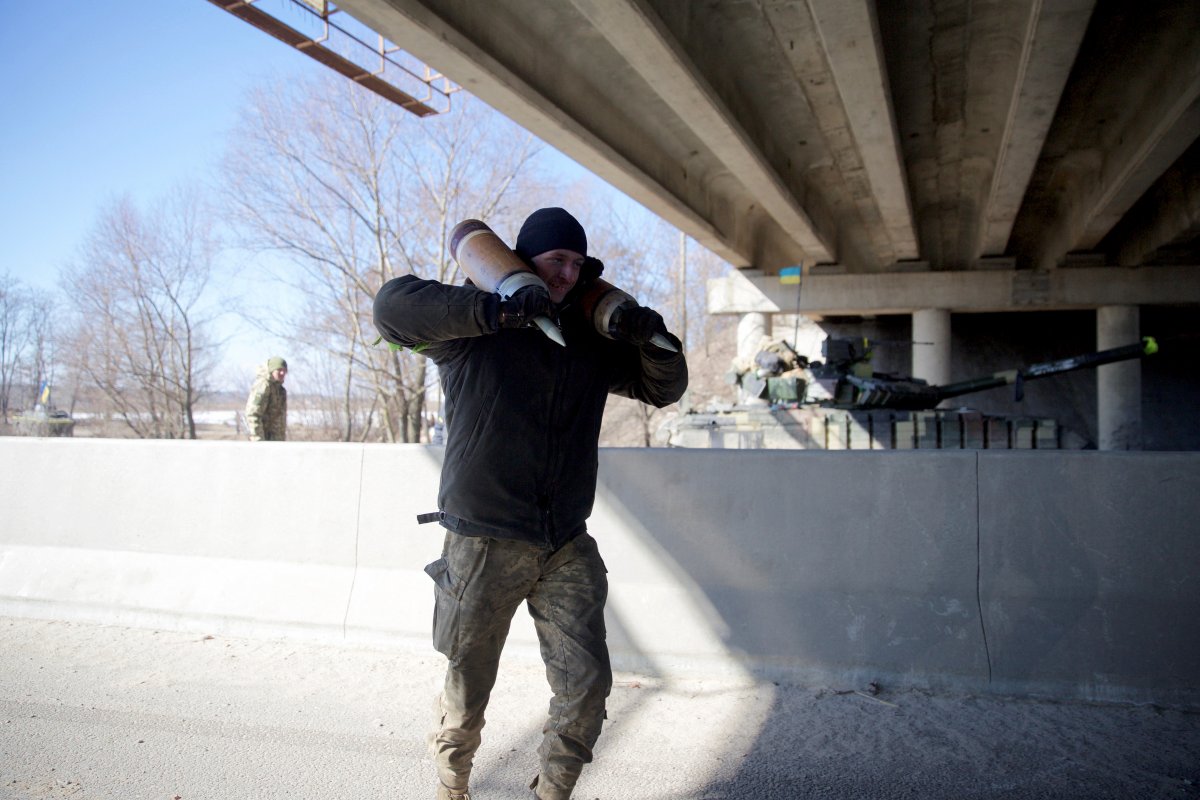 Ukrainian soldiers are on the alert in Kyiv #3