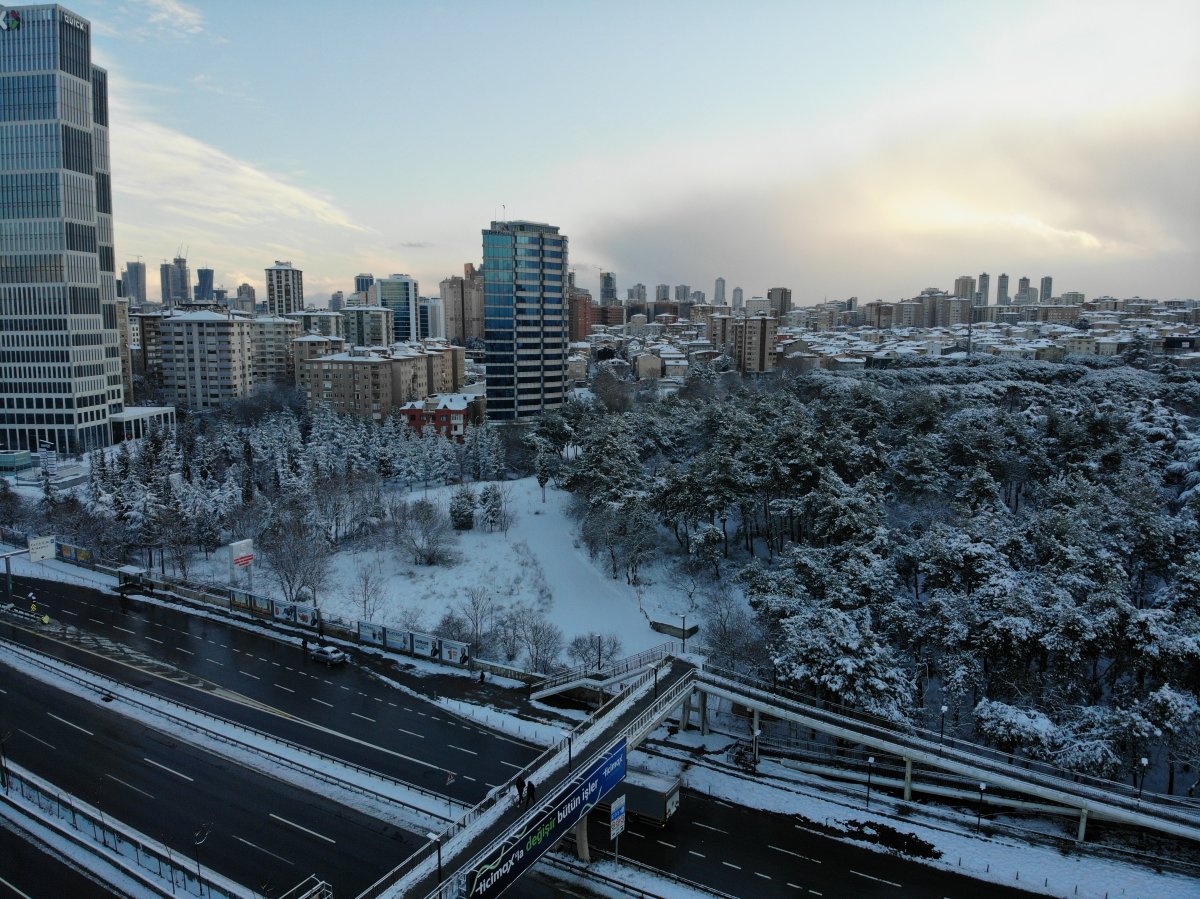 İstanbul u etkisi altına alan Aybar, geride kaldı #4
