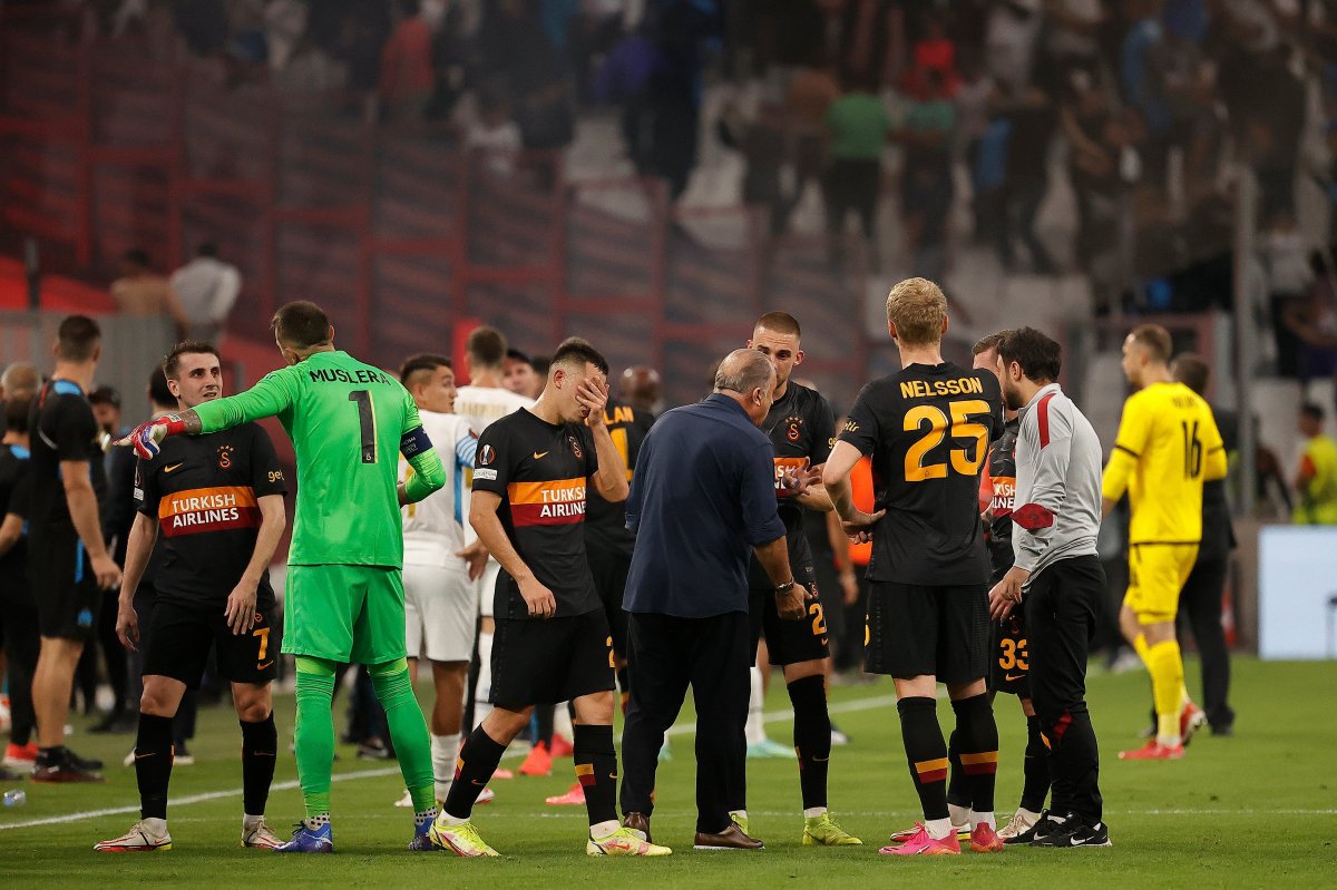 Galatasaray da hedef rekor gelir #2