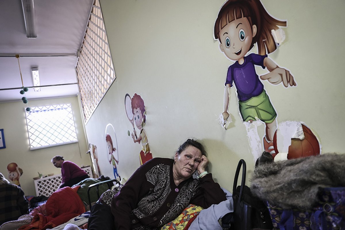 Ukrayna da siviller okullara sığınıyor #1