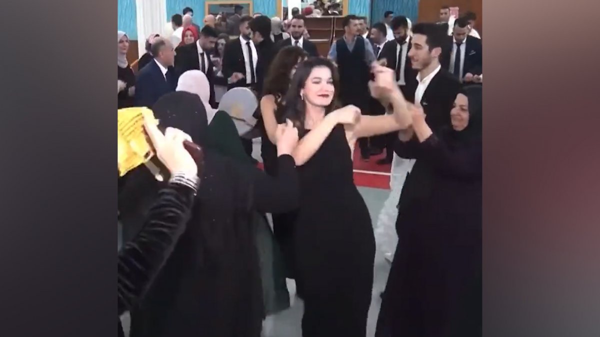 Pınar Deniz düğünde #1