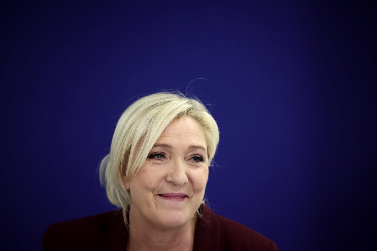 Marine Le Pen: I don't need a husband to be president #2