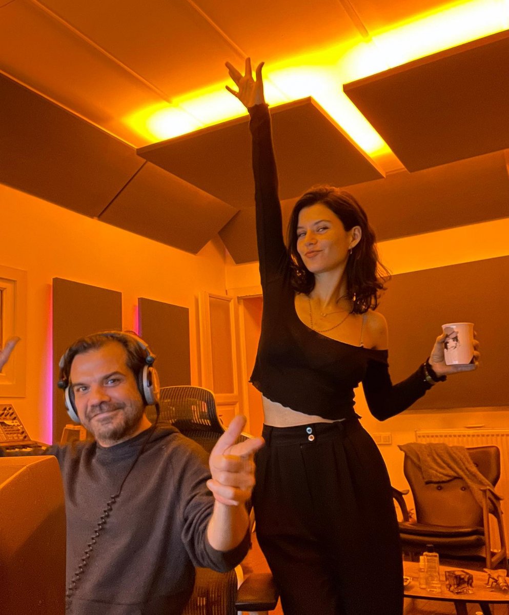 Beren Saat annesini paylaştı #1