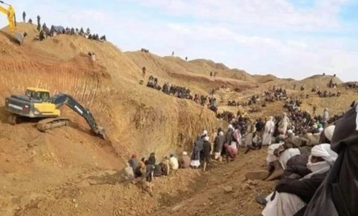 30 miners buried under rubble in Sudan died #2