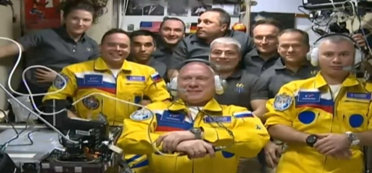 Russian cosmonauts in Space #2 with Ukrainian colors