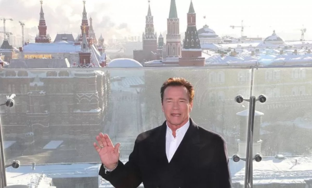 Terminator warns Putin: You started the war #3