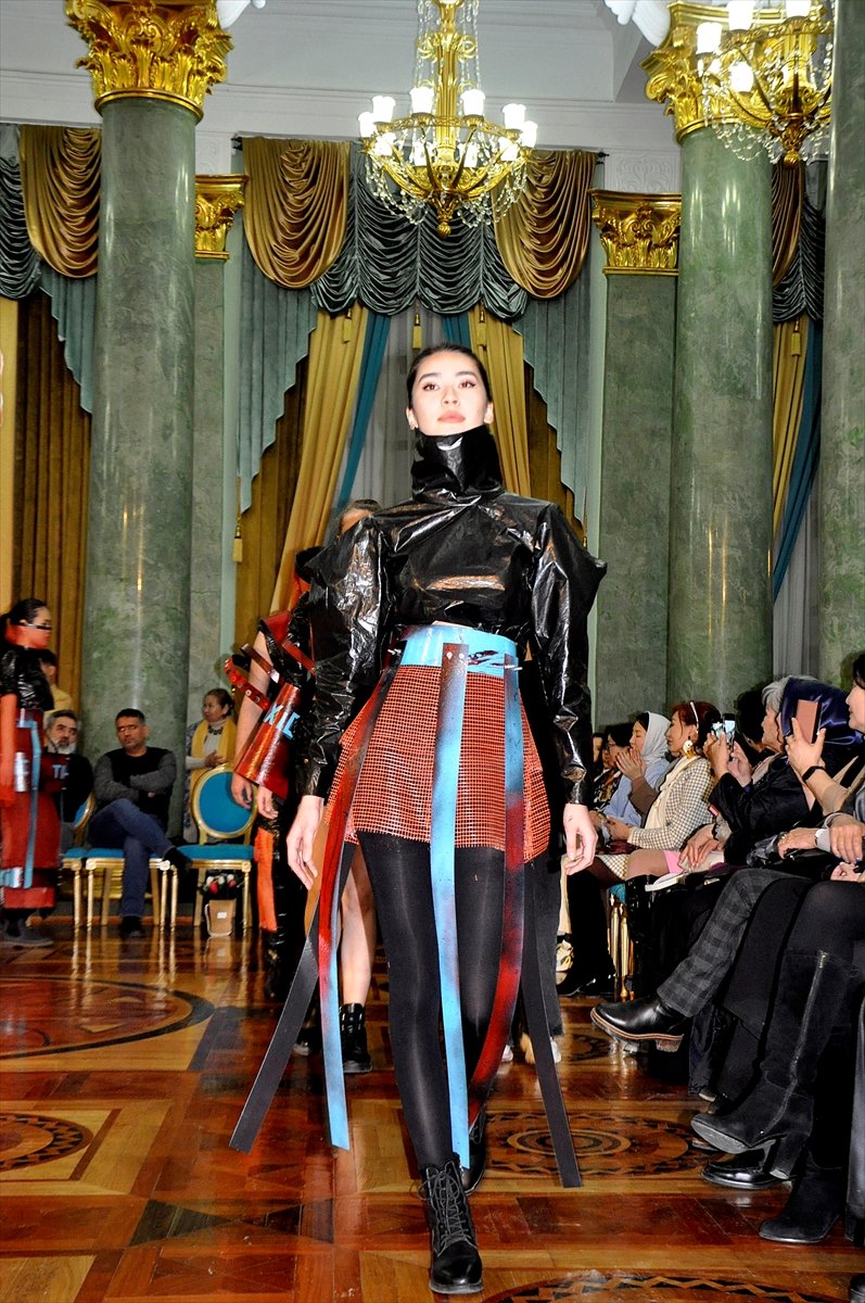 Clothing fashion show made from waste materials was introduced in Kyrgyzstan #5