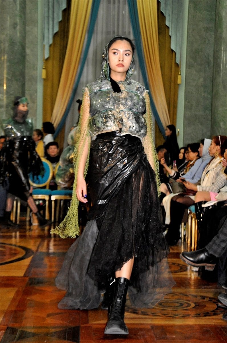 Clothing fashion show made from waste materials was introduced in Kyrgyzstan #3