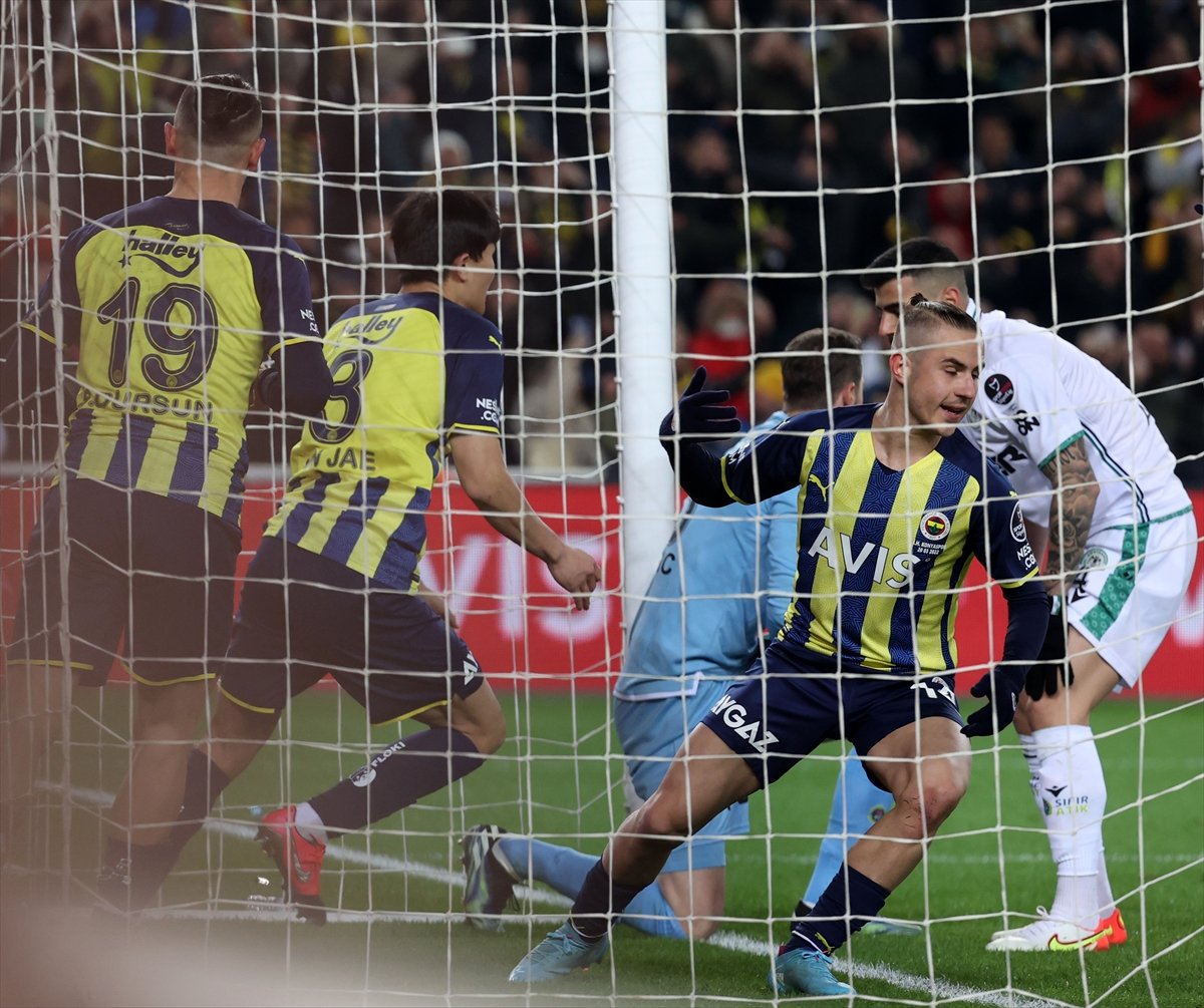 Fenerbahçe, Konyaspor u 2 golle mağlup etti #2