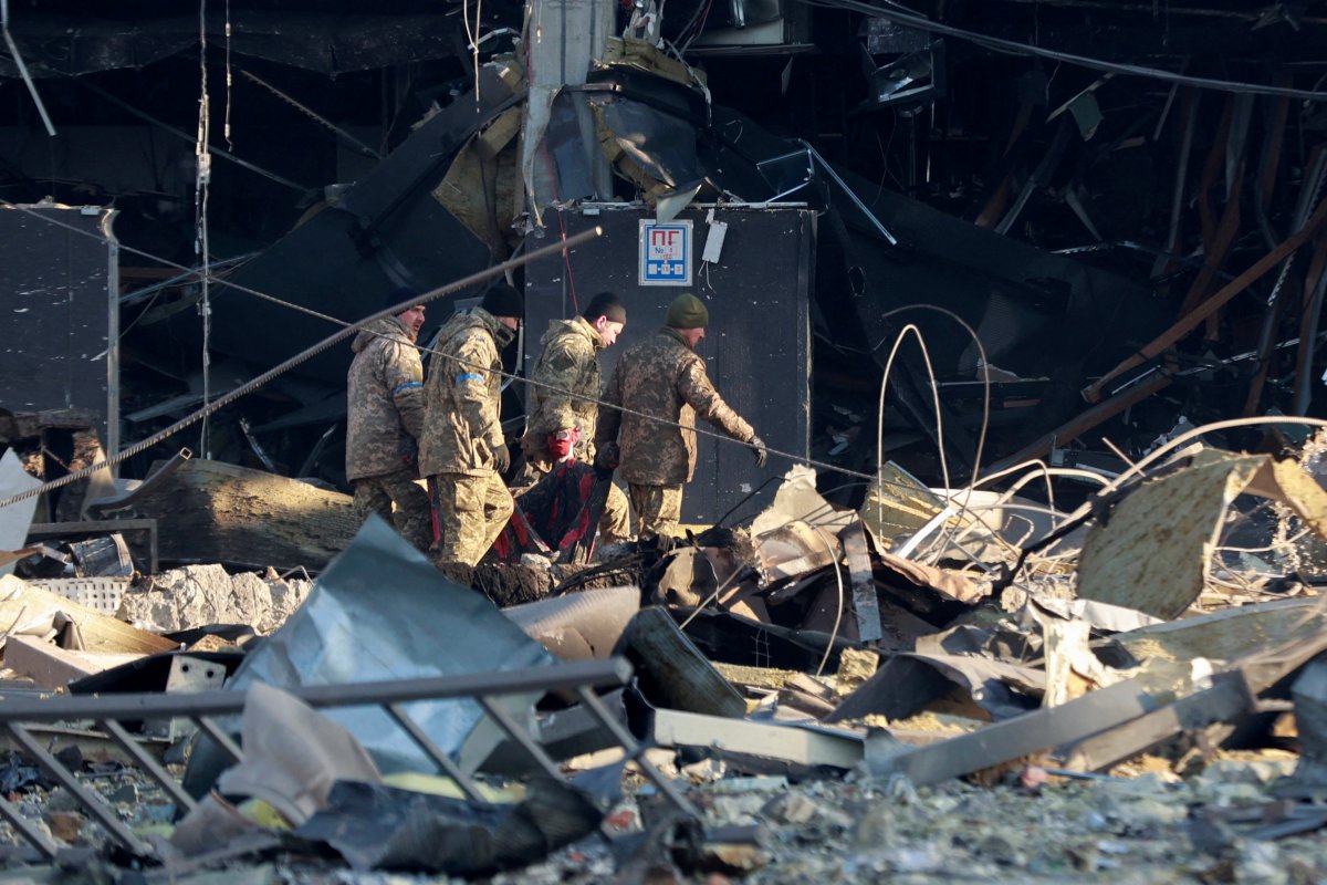 Attack on shopping mall in Kyiv: 8 dead #26