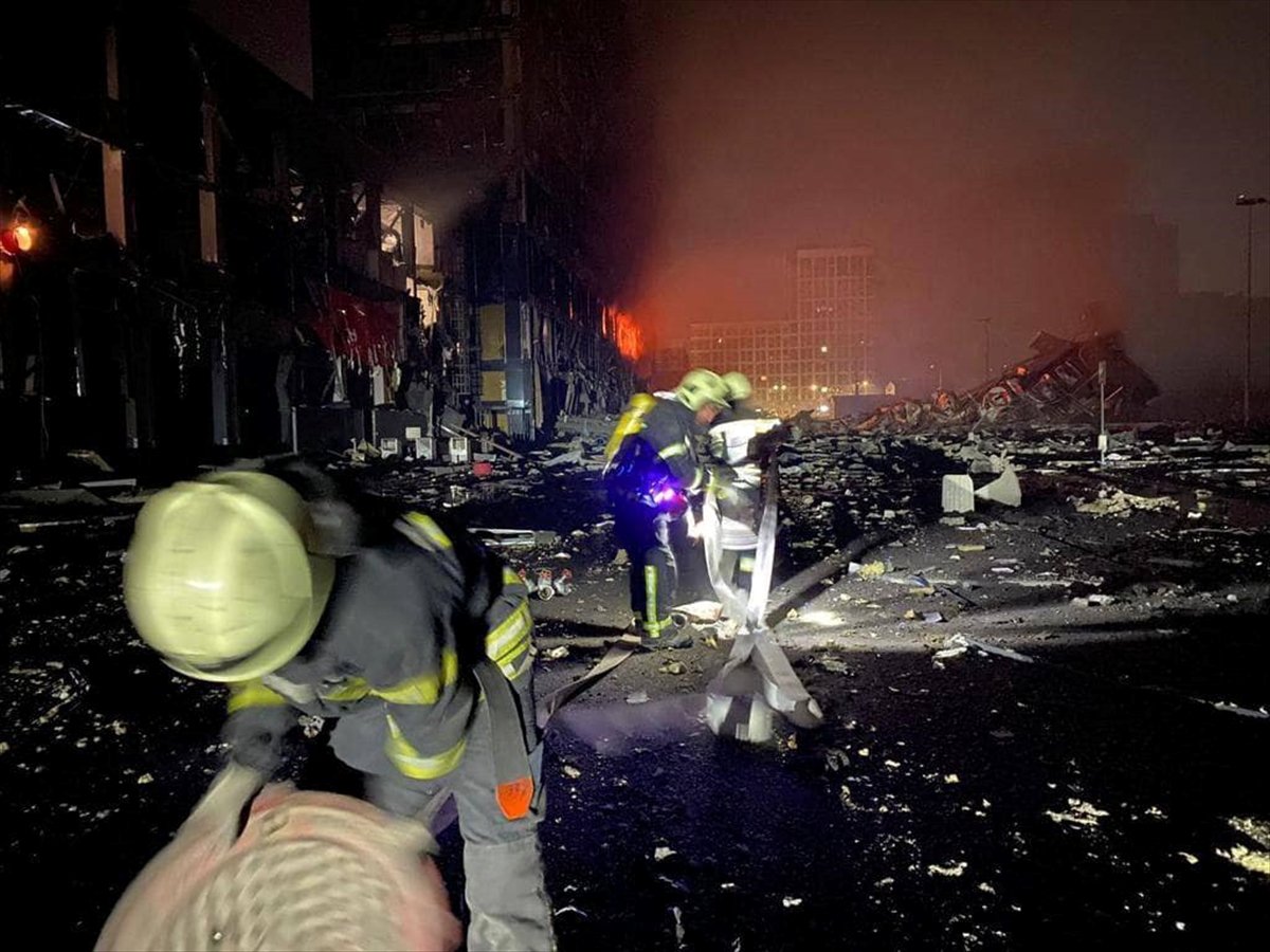 Attack on shopping mall in Kyiv: 8 dead #31