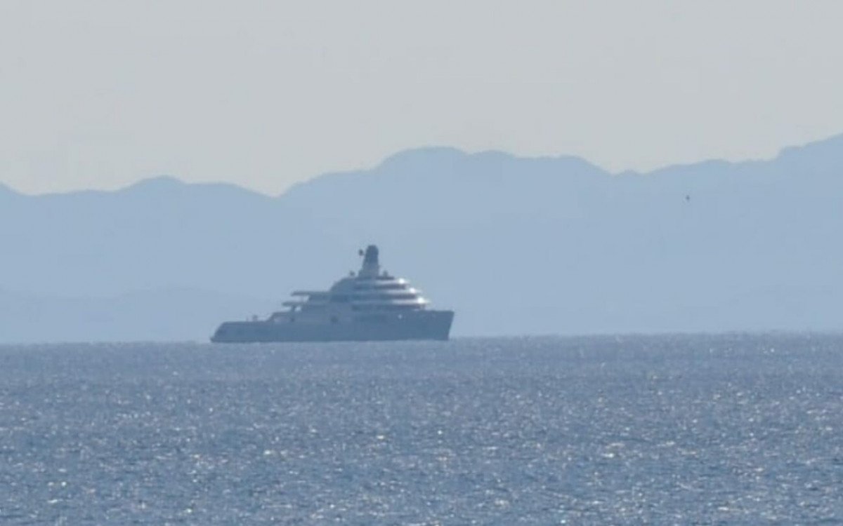 Russian billionaire Roman Abramovich's yacht #5 off the coast of Datça