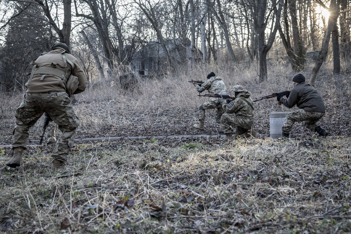 Ukraynalı gönüllülerin askeri eğitimlerinden kareler #11