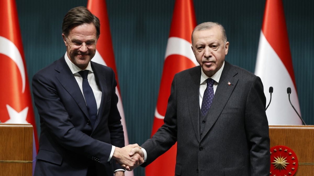 Erdogan-Rutte meeting in the Dutch press – Kimdeyir