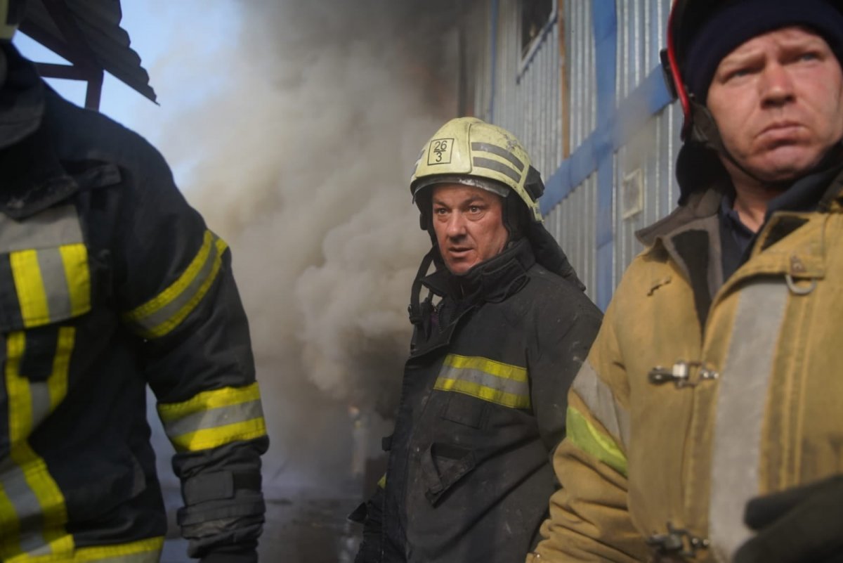 Fire after airstrike in Kyiv: 1 injured #5