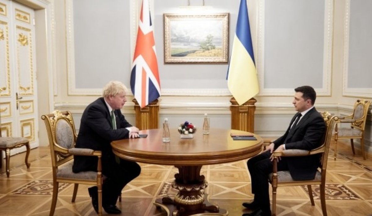Zelensky, Boris Johnson dan Ukrayna ya destek için güvence aldı #1