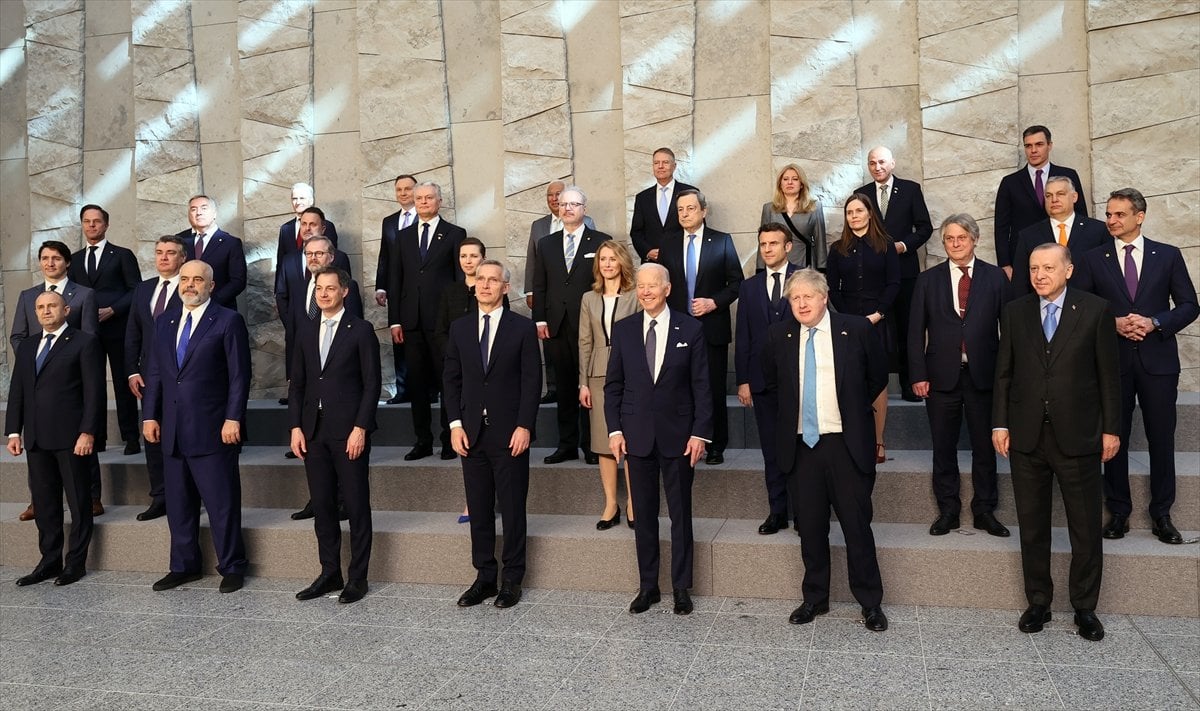 Family photo at the NATO Leaders Summit #6