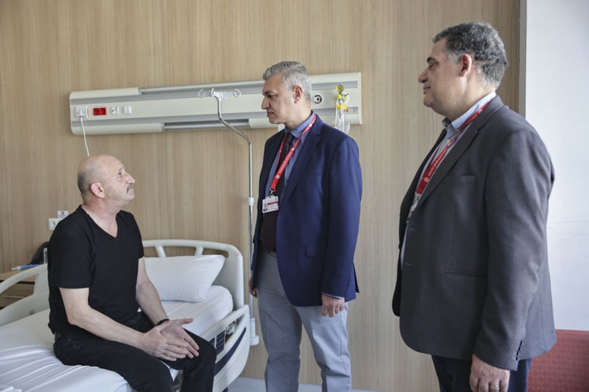 Ankara da, kalbi delik ve damarları tıkalı hasta kapalı ameliyatla sağlığına kavuştu #1
