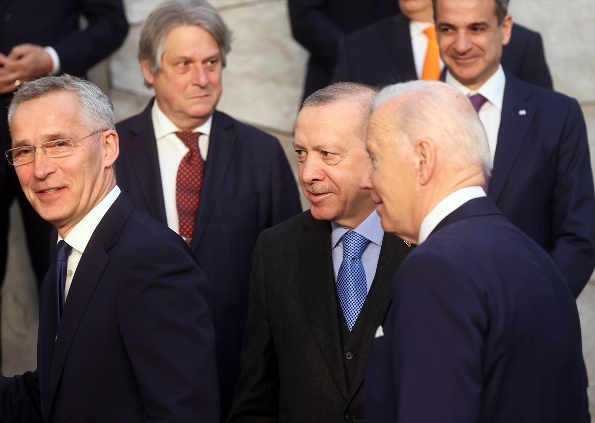 Family photo at the NATO Leaders Summit #2