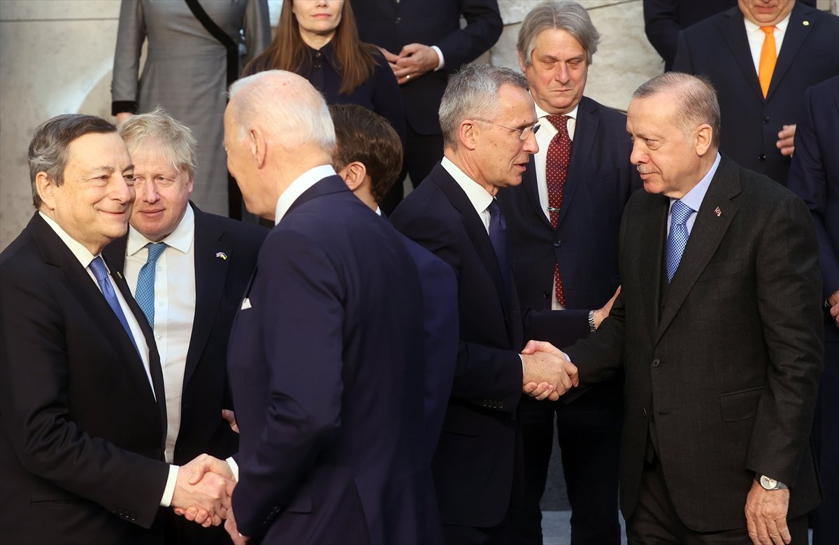 Family photo at the NATO Leaders Summit #3