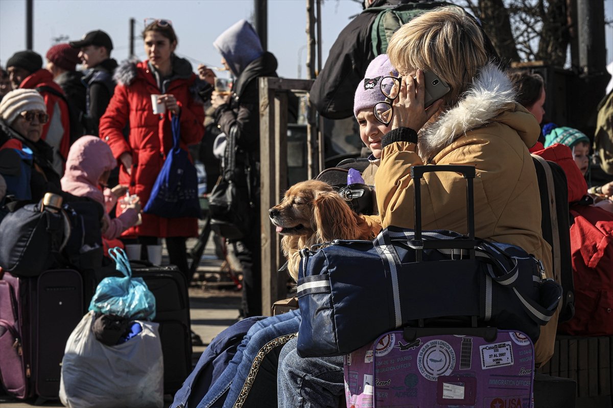 Ukrainians continue to enlist in the army #13