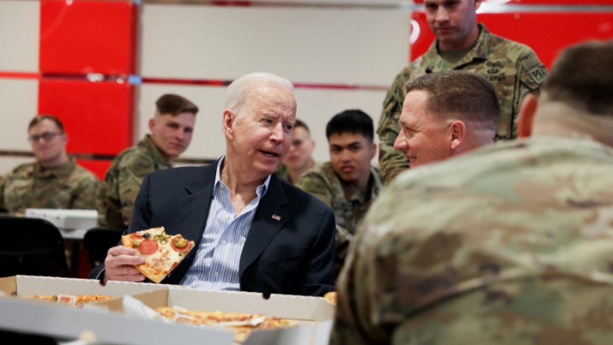 Joe Biden on the border with Ukraine