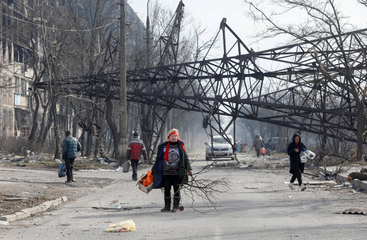 Civilians fleeing Mariupol told the picture that took place in the city #8