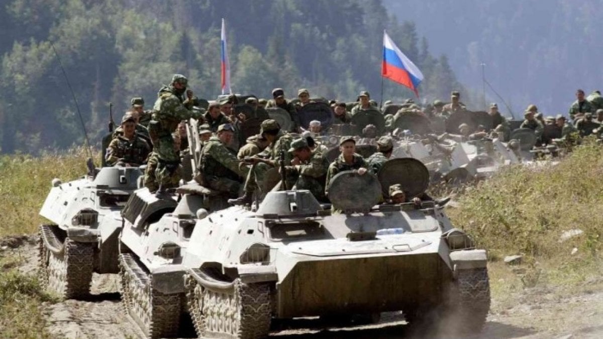 Prize money to Russian soldiers who surrendered from a Ukrainian bank