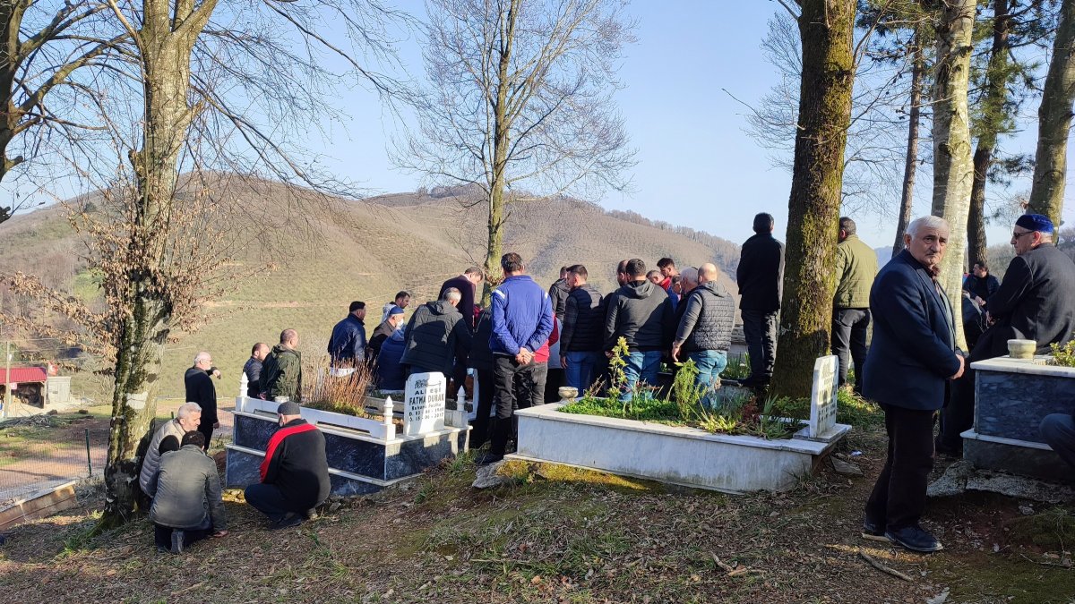 İstanbul’da defnedilen cenazesi, 2 sene sonra Sakarya’ya nakledildi