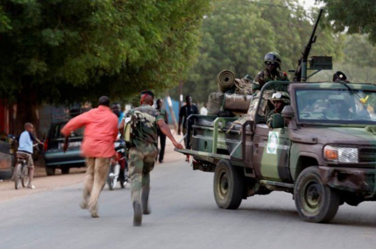 Nijerya da 970 yolcu taşıyan trene bombalı saldırı düzenlendi #1