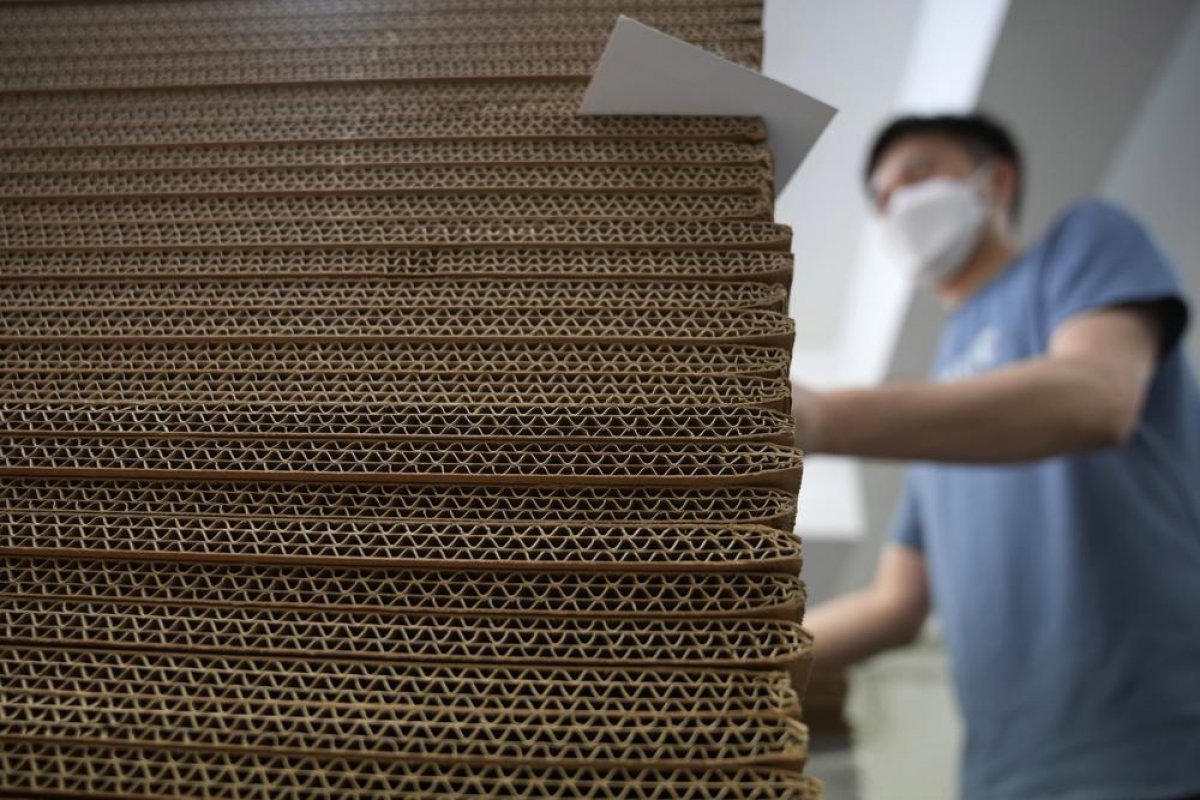 Making cardboard coffins in Hong Kong #7