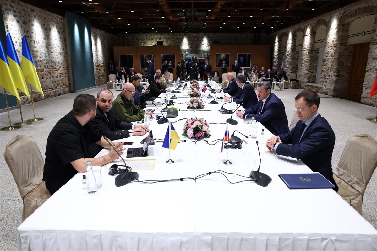 Russia-Ukraine summit held in Istanbul #10 in the world press