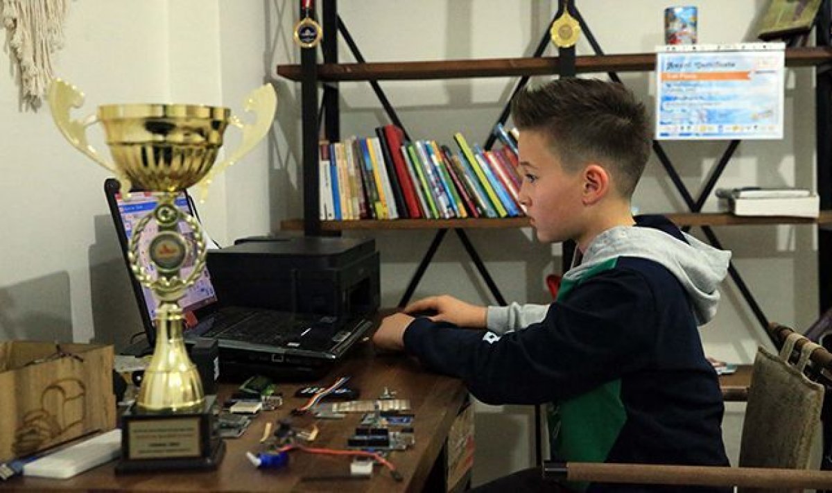 10 yaşındaki Yüksel, uluslararası kodlama yarışmasında birinci oldu #3